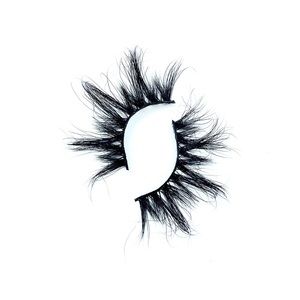 round pointy lash with extra drama and volume!